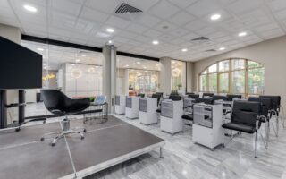 zeitlose Zimmerdecke